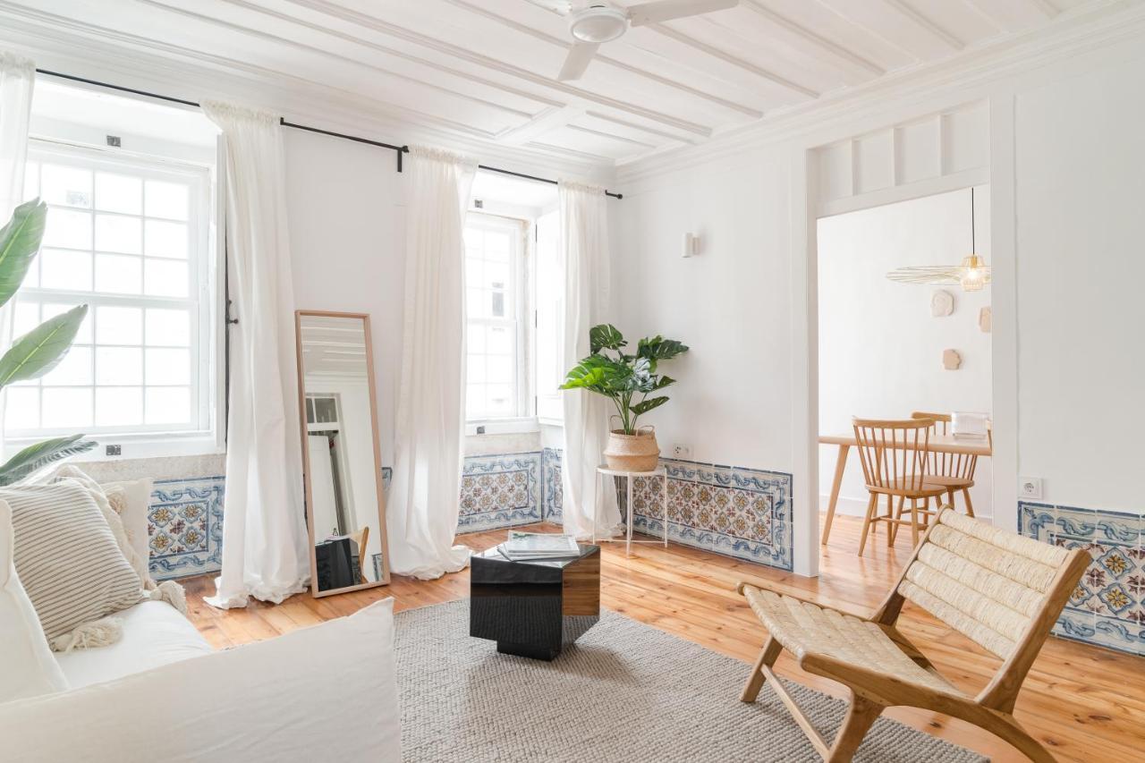 Casa Boma Lisboa - Typical And Spacious Apartment - Lapa II Exterior photo