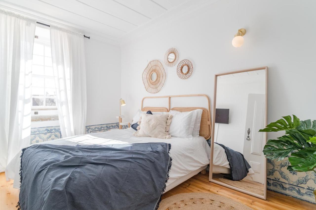 Casa Boma Lisboa - Typical And Spacious Apartment - Lapa II Exterior photo