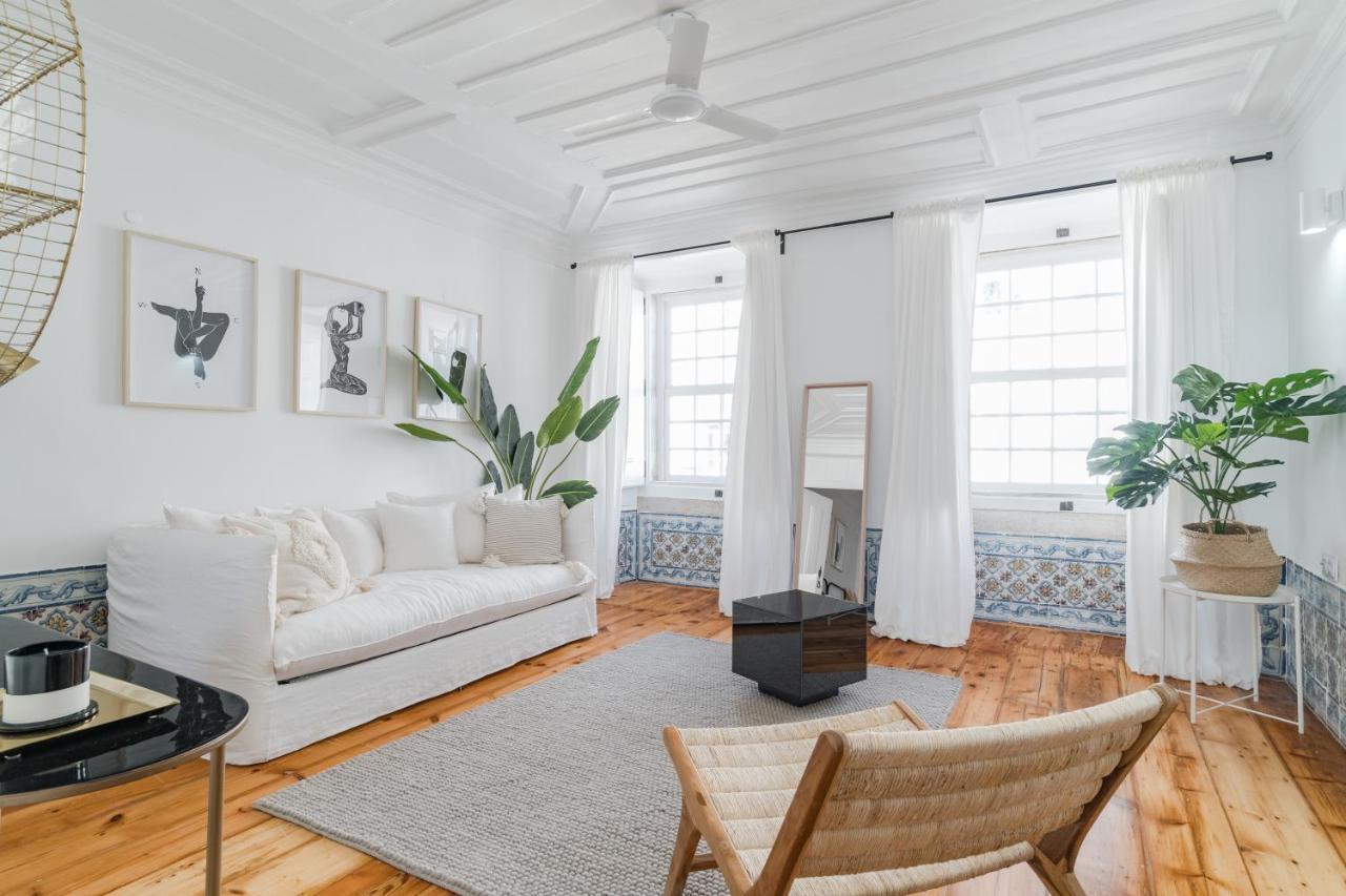 Casa Boma Lisboa - Typical And Spacious Apartment - Lapa II Exterior photo
